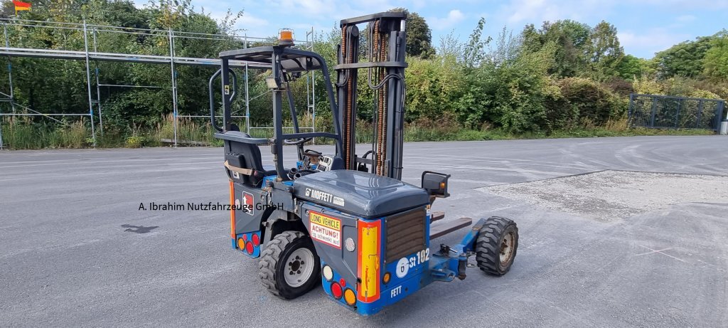 M4-25.3F Moffett Mitnahmestapler - Carrello elevatore trasportabile: foto 1 M4-25.3F Moffett Mitnahmestapler - Carrello elevatore trasportabile: foto 1
