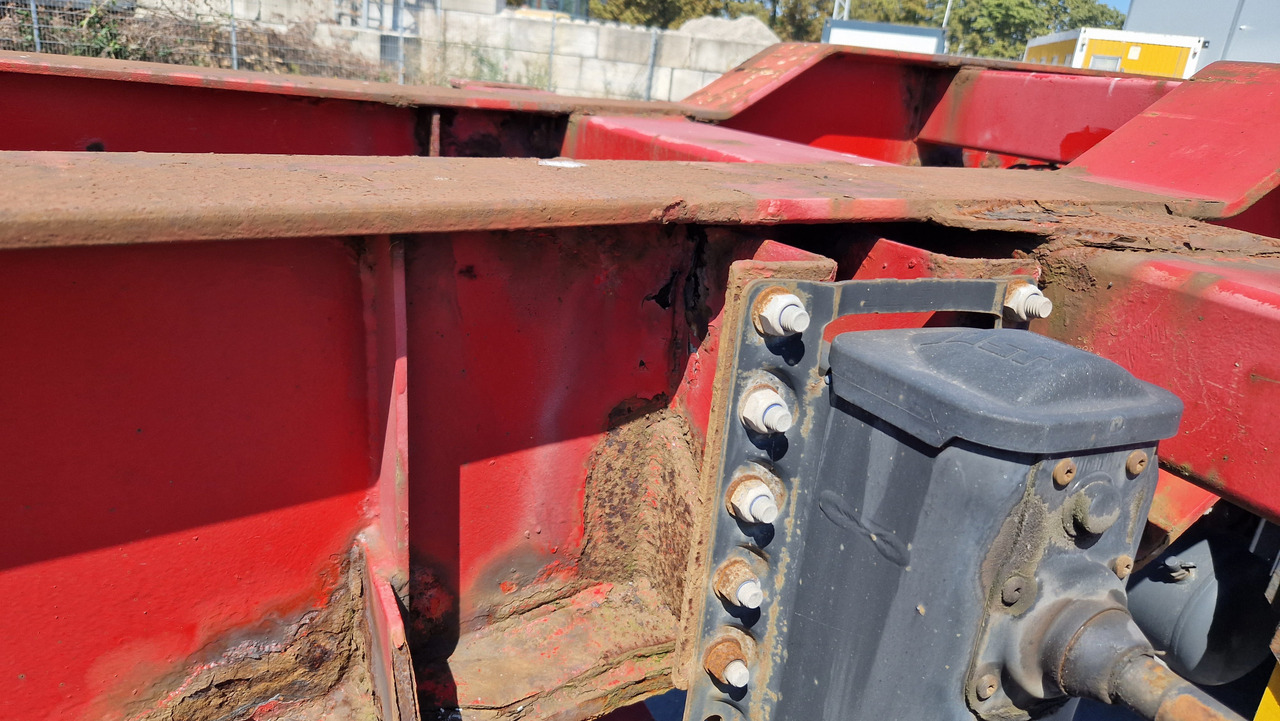 MAFA 20.30.40. ft Containerchassis - Semirimorchio portacontainer/ Caisse interchangeable: foto 3 MAFA 20.30.40. ft Containerchassis - Semirimorchio portacontainer/ Caisse interchangeable: foto 3