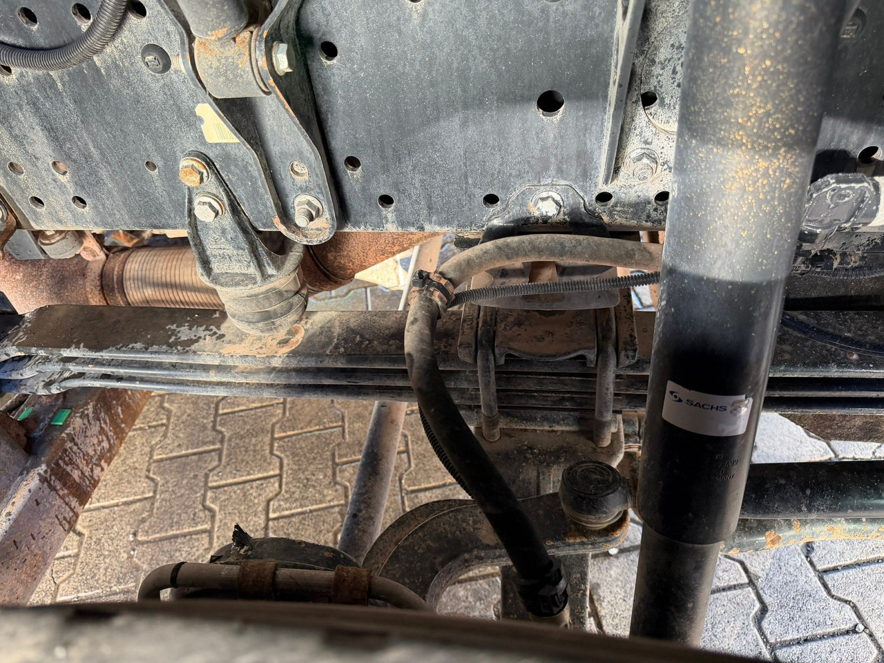 MAN TGS 18.440 Brock SL 280 2 Jumbo S 2 Seiten + HD | 12053 St. - Spazzatrice stradale: foto 5 MAN TGS 18.440 Brock SL 280 2 Jumbo S 2 Seiten + HD | 12053 St. - Spazzatrice stradale: foto 5