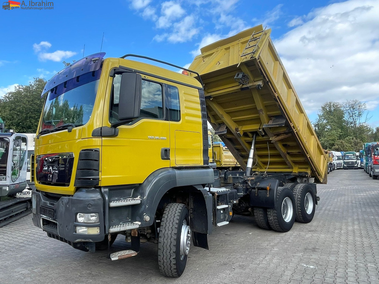 MAN TGS 26.480 Meiller 3 Seiten | 6x4 | Schalter | 3 Pedals - Autocarro ribaltabile: foto 1 MAN TGS 26.480 Meiller 3 Seiten | 6x4 | Schalter | 3 Pedals - Autocarro ribaltabile: foto 1