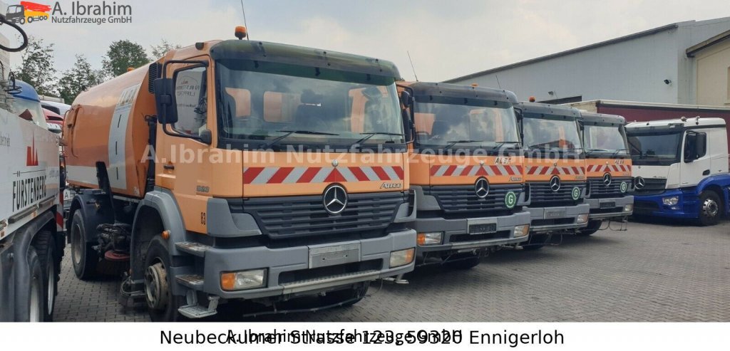 Mercedes-Benz 1823 DB 1823,Optifant 70, 3677 h Betriebsst., 2 Motors, 3 Pedals - Spazzatrice stradale: foto 3 Mercedes-Benz 1823 DB 1823,Optifant 70, 3677 h Betriebsst., 2 Motors, 3 Pedals - Spazzatrice stradale: foto 3
