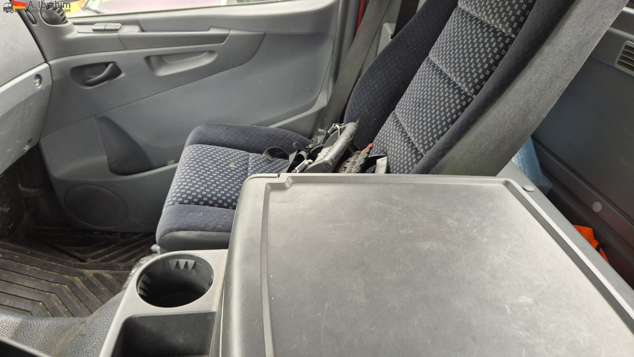 Mercedes-Benz 1829L mit Kran HIAB 111 Hiduo , Funk FB - Autocarro con pianale/ Cassone fisso, Camion con gru: foto 4 Mercedes-Benz 1829L mit Kran HIAB 111 Hiduo , Funk FB - Autocarro con pianale/ Cassone fisso, Camion con gru: foto 4