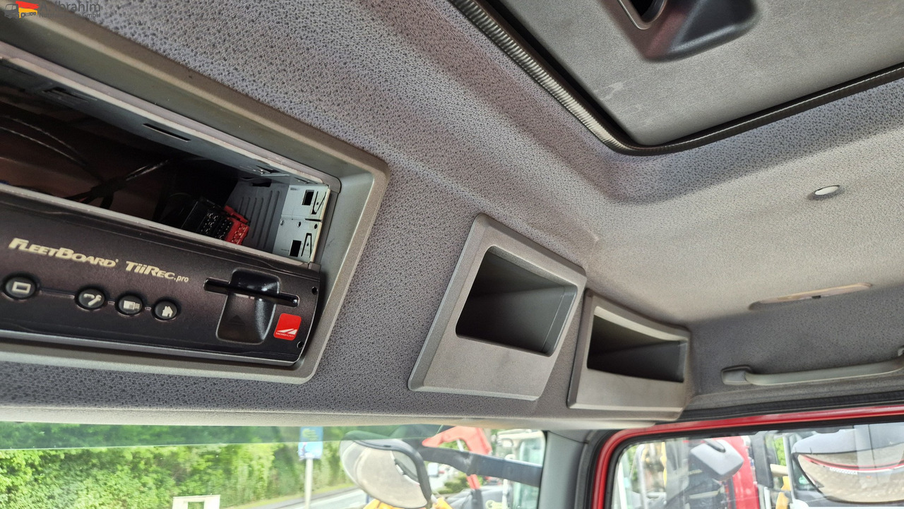 Mercedes-Benz 1829L mit Kran HIAB 111 Hiduo , Funk FB - Autocarro con pianale/ Cassone fisso, Camion con gru: foto 2 Mercedes-Benz 1829L mit Kran HIAB 111 Hiduo , Funk FB - Autocarro con pianale/ Cassone fisso, Camion con gru: foto 2