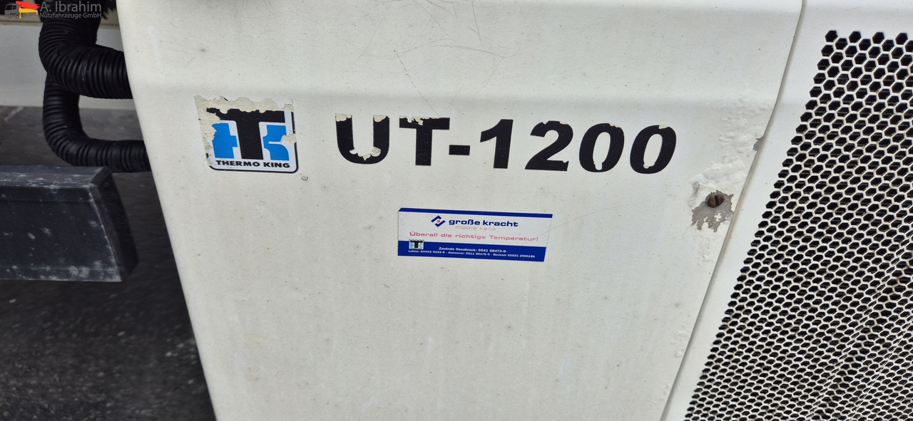 Mercedes-Benz 1830L Thermoking UT1200 - Autocarro frigorifero: foto 2 Mercedes-Benz 1830L Thermoking UT1200 - Autocarro frigorifero: foto 2