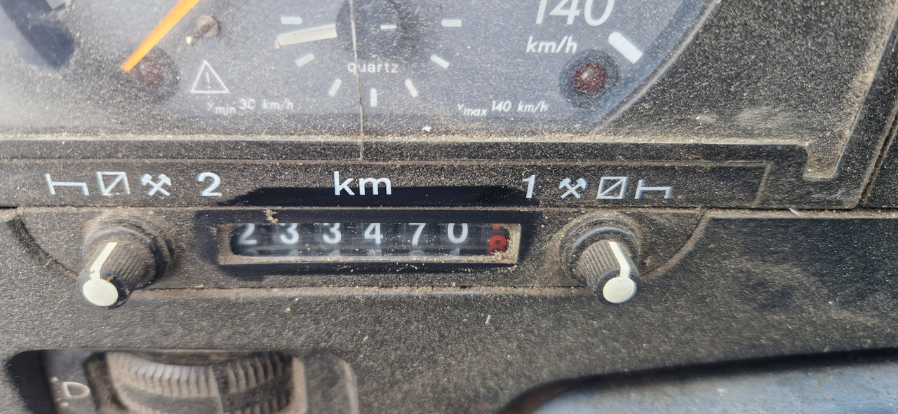 Furgone con cassone fisso, Furgone doppia cabina Mercedes-Benz 615D Doka Pritsche, Zustand gut: foto 13 Furgone con cassone fisso, Furgone doppia cabina Mercedes-Benz 615D Doka Pritsche, Zustand gut: foto 13