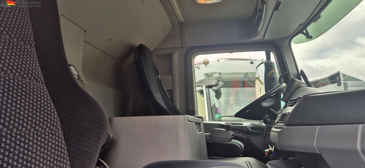 Mercedes-Benz DB 2536, 7,50 m Koffer LBW, Kamera, Carrier 850 Liftachse, mp3 - Autocarro frigorifero: foto 3 Mercedes-Benz DB 2536, 7,50 m Koffer LBW, Kamera, Carrier 850 Liftachse, mp3 - Autocarro frigorifero: foto 3