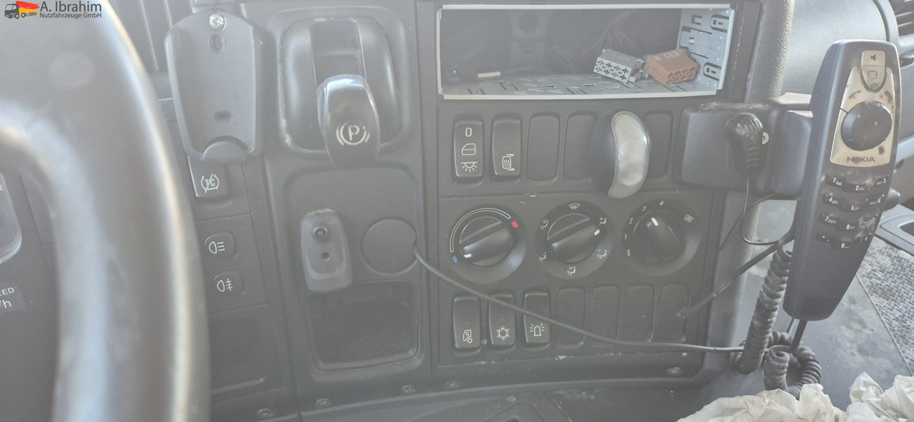 Leasing di Scania P 280 Edelstahlkipper für Tierabfälle 2 Kammer Scania P 280 Edelstahlkipper für Tierabfälle 2 Kammer: foto 14