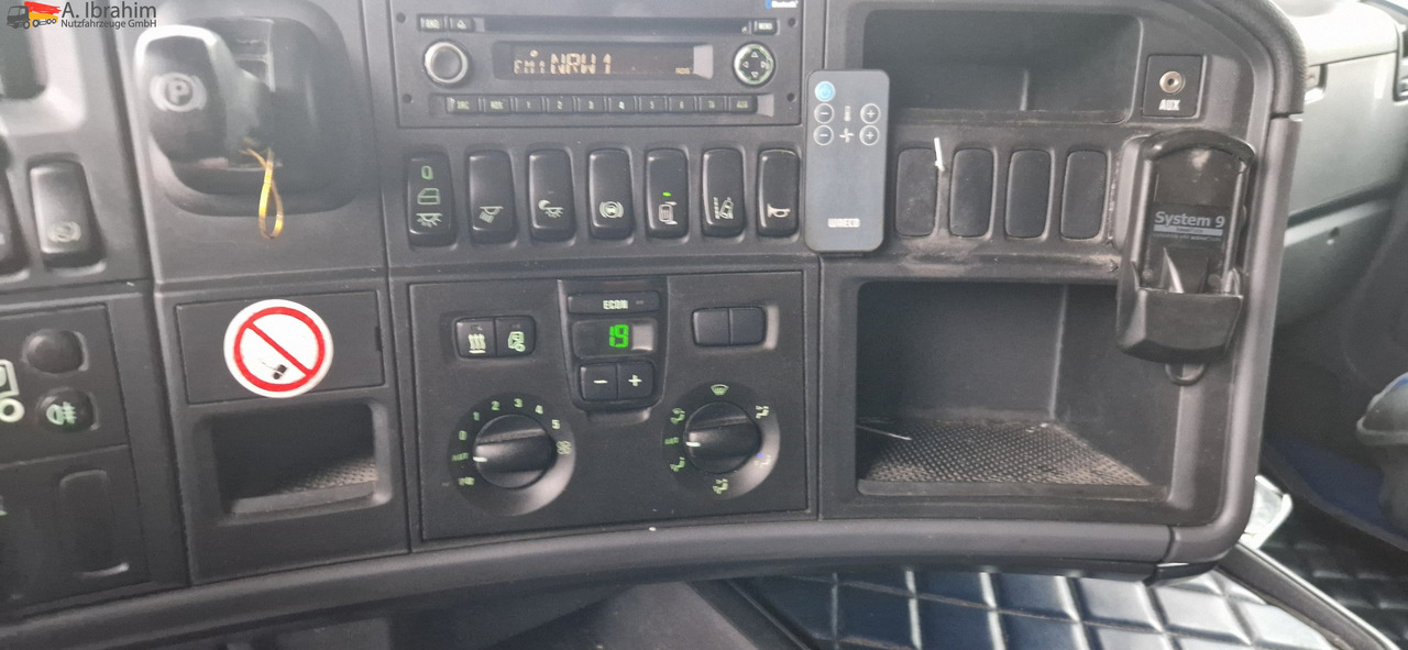 Scania R410 Retarder, Klima, Standklima Top Zustand!! - Camion centinato: foto 3 Scania R410 Retarder, Klima, Standklima Top Zustand!! - Camion centinato: foto 3