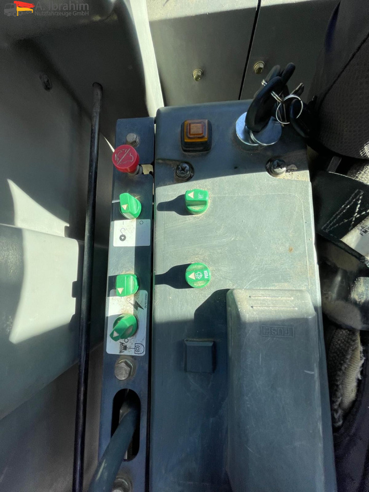 Takeuchi TB 1140 14 Ton | Schnellwechsler | Schwenkfunktion | Klima | 5x Löffel | Radio - Escavatore cingolato: foto 3 Takeuchi TB 1140 14 Ton | Schnellwechsler | Schwenkfunktion | Klima | 5x Löffel | Radio - Escavatore cingolato: foto 3