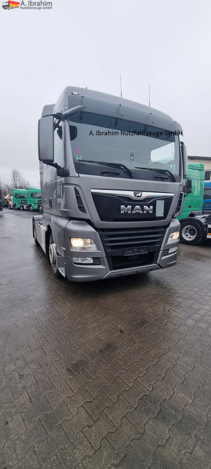Trattore stradale MAN 18.500 TGX Retarder, 2x Tank, Motorschaden !!: foto 12