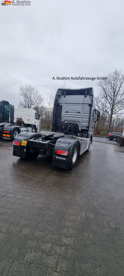 Trattore stradale MAN 18.500 TGX Retarder, 2x Tank, Motorschaden !!: foto 14
