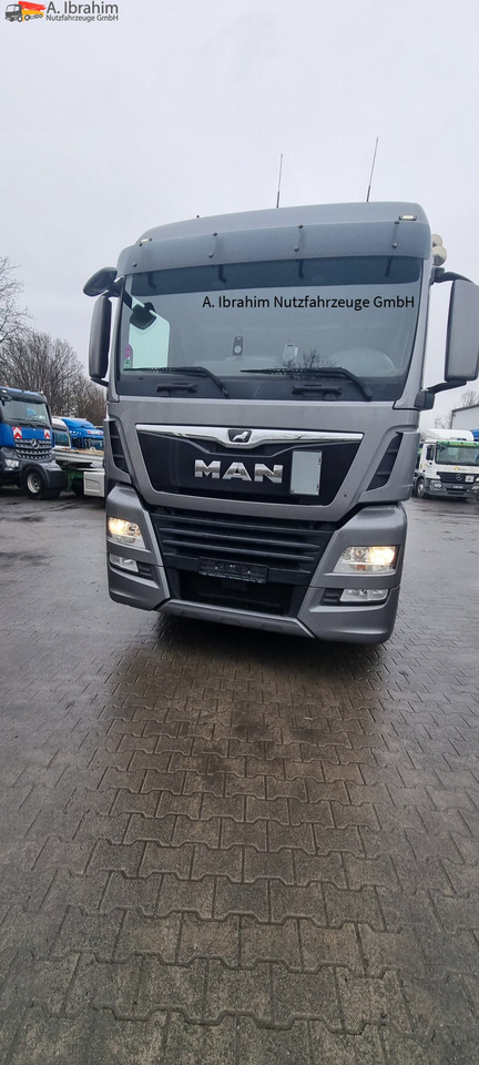 Trattore stradale MAN 18.500 TGX Retarder, 2x Tank, Motorschaden !!: foto 10