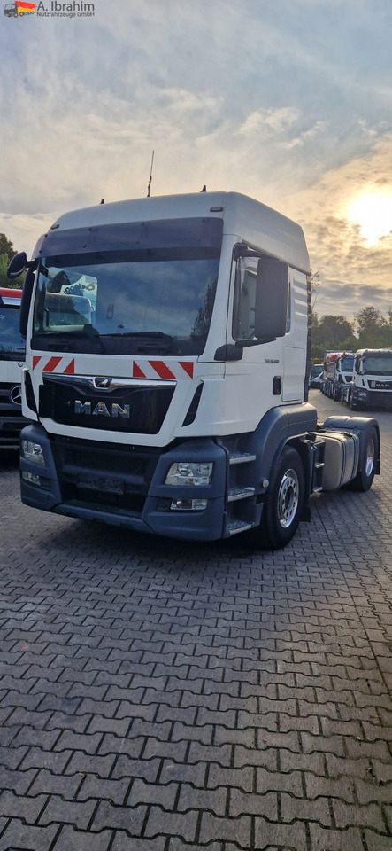 MAN TGS 18.400 PTO für Kompressor deutsches Fahrzeug - Trattore stradale: foto 1 MAN TGS 18.400 PTO für Kompressor deutsches Fahrzeug - Trattore stradale: foto 1