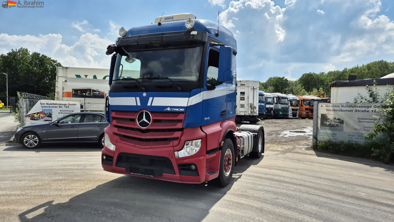 Mercedes-Benz 1843 DB 1843 mit PTU für Kompressor - Trattore stradale: foto 1 Mercedes-Benz 1843 DB 1843 mit PTU für Kompressor - Trattore stradale: foto 1