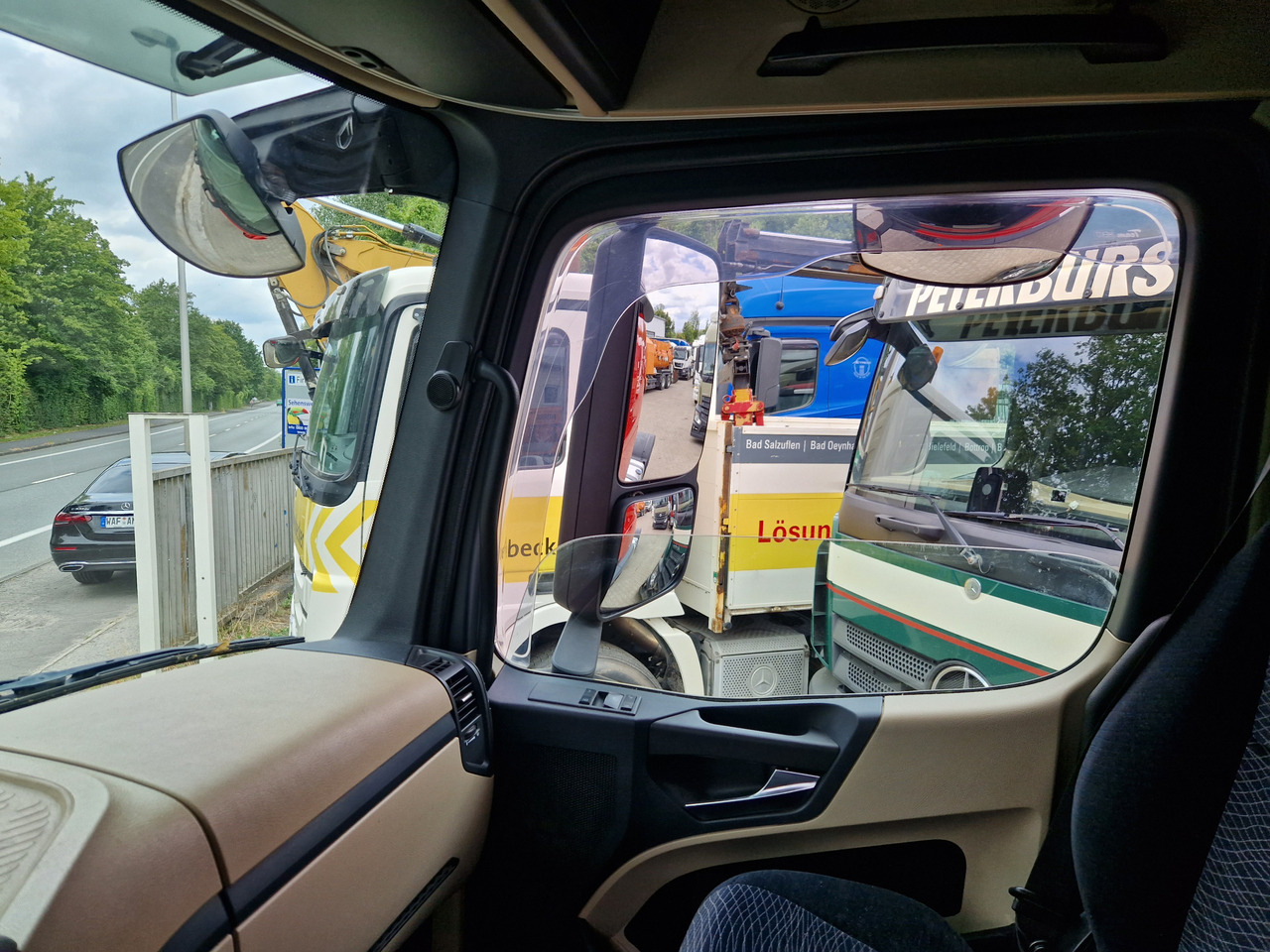 Mercedes-Benz 1843 Klima, Retarder, Topzustand, einsatzbereit Kipphydraulik - Trattore stradale: foto 4 Mercedes-Benz 1843 Klima, Retarder, Topzustand, einsatzbereit Kipphydraulik - Trattore stradale: foto 4