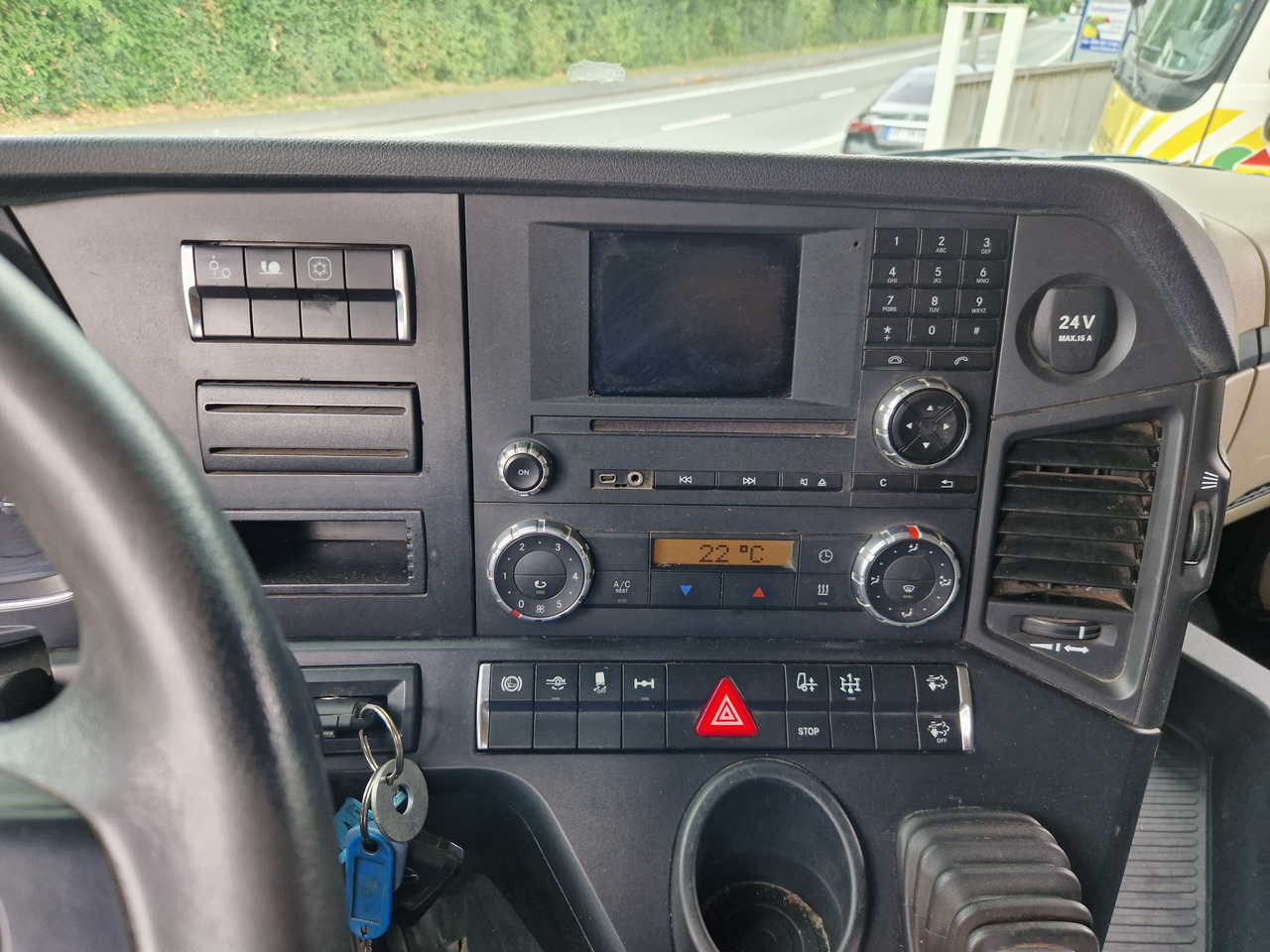 Mercedes-Benz 1843 Klima, Retarder, Topzustand, einsatzbereit Kipphydraulik - Trattore stradale: foto 2 Mercedes-Benz 1843 Klima, Retarder, Topzustand, einsatzbereit Kipphydraulik - Trattore stradale: foto 2