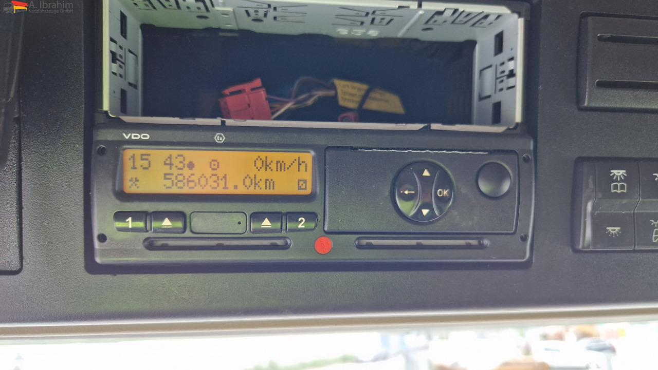 Mercedes-Benz DB 1843 Retarder Kipphydraulik - Trattore stradale: foto 5 Mercedes-Benz DB 1843 Retarder Kipphydraulik - Trattore stradale: foto 5