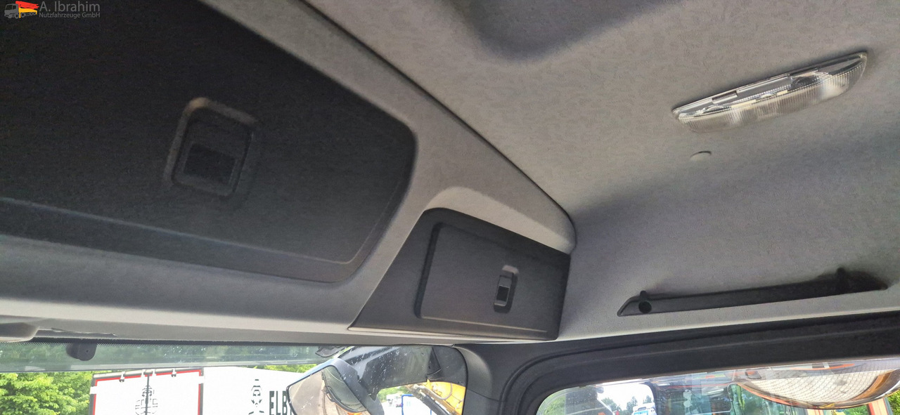 Mercedes-Benz DB 1846 H 4x4 Topzustand einsatzbereit - Trattore stradale: foto 4 Mercedes-Benz DB 1846 H 4x4 Topzustand einsatzbereit - Trattore stradale: foto 4