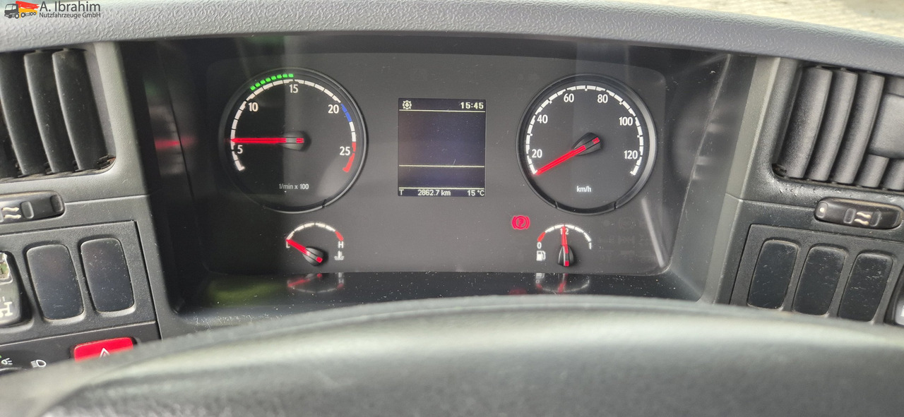 Scania R560 | 6x4 | V8 | Blatt Blatt | Schaltgetriebe 3x identisch vorhanden - Trattore stradale: foto 4 Scania R560 | 6x4 | V8 | Blatt Blatt | Schaltgetriebe 3x identisch vorhanden - Trattore stradale: foto 4