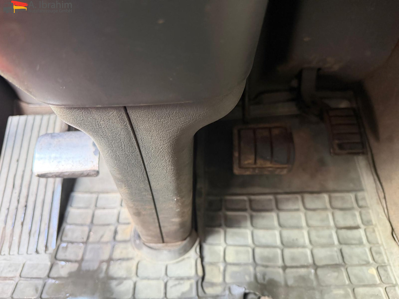 Volvo FH12-420 8x2 Fahrzeugpapiere Schweiz - Autocarro scarrabile: foto 2 Volvo FH12-420 8x2 Fahrzeugpapiere Schweiz - Autocarro scarrabile: foto 2