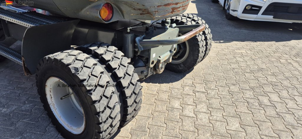 Wacker Neuson 6503 E05-07 hydr. Schnellwechsler mit Oilquick - Escavatore gommato: foto 3 Wacker Neuson 6503 E05-07 hydr. Schnellwechsler mit Oilquick - Escavatore gommato: foto 3