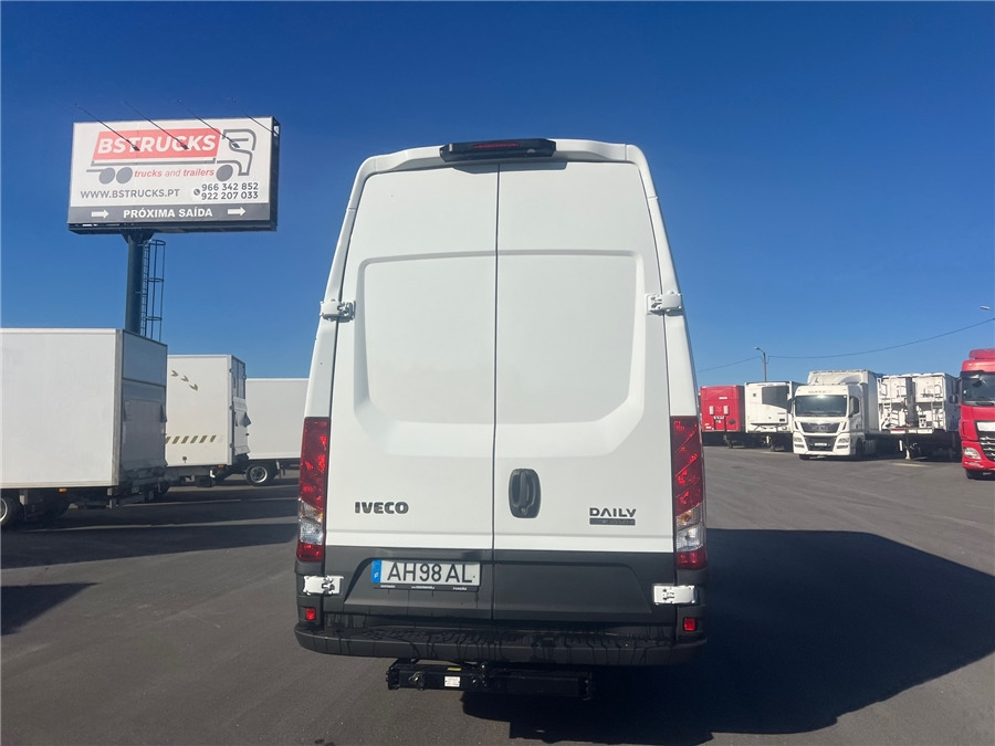 Iveco 35C16 - Furgone chiuso: foto 5 Iveco 35C16 - Furgone chiuso: foto 5