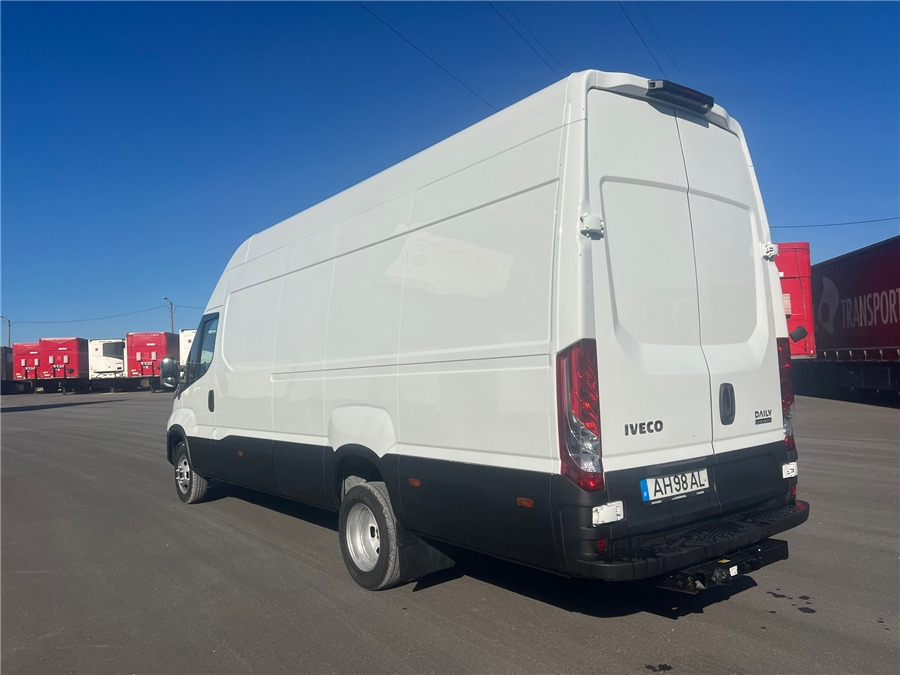 Iveco 35C16 - Furgone chiuso: foto 4 Iveco 35C16 - Furgone chiuso: foto 4