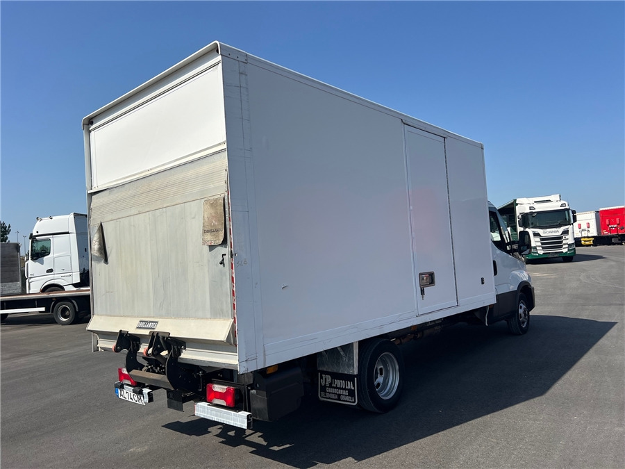 Iveco 35C16H - Autocarro furgonato: foto 5 Iveco 35C16H - Autocarro furgonato: foto 5