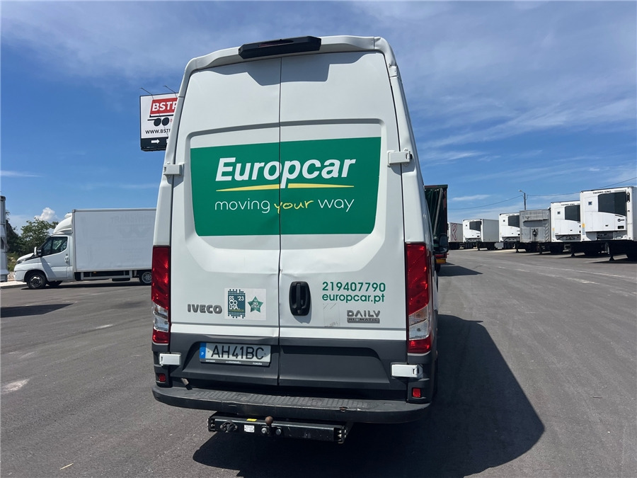 Iveco 35C16HA8V - Furgone chiuso: foto 5 Iveco 35C16HA8V - Furgone chiuso: foto 5