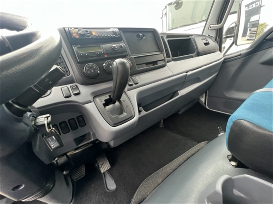 Autocarro cella isotermica Mitsubishi 7C18: foto 6
