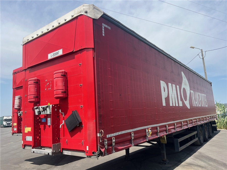 SCHMITZ CARGOBULL SCB-S3T TETO ELEVAR - Semirimorchio centinato: foto 1 SCHMITZ CARGOBULL SCB-S3T TETO ELEVAR - Semirimorchio centinato: foto 1