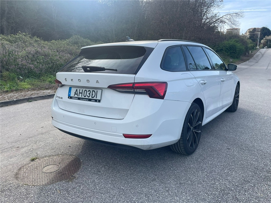 SKODA OCTAVIA - Autovettura: foto 4 SKODA OCTAVIA - Autovettura: foto 4