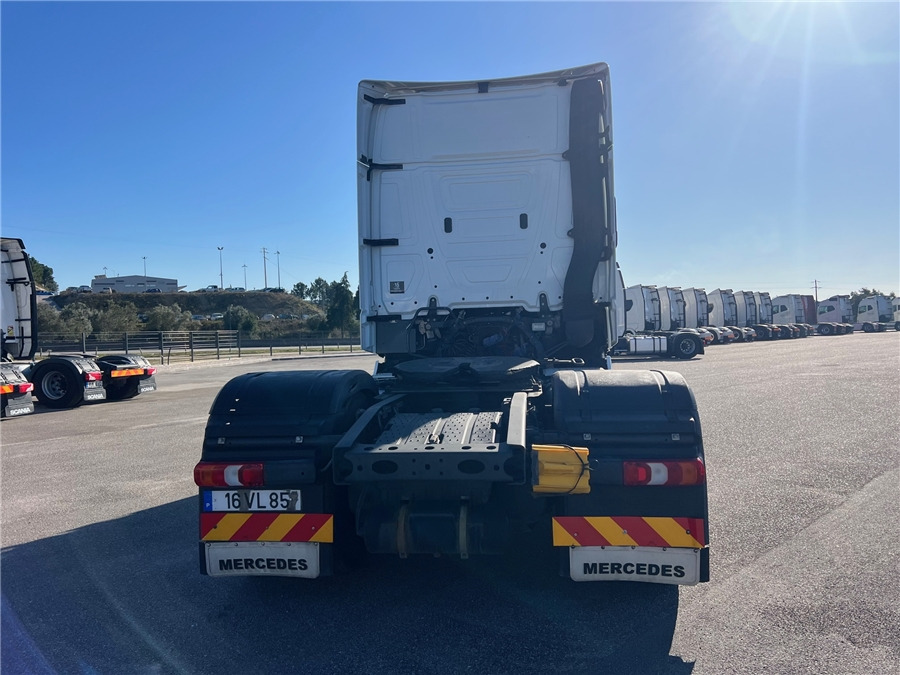MERCEDES-BENZ 1863 AMG / RETARDER - Trattore stradale: foto 5 MERCEDES-BENZ 1863 AMG / RETARDER - Trattore stradale: foto 5