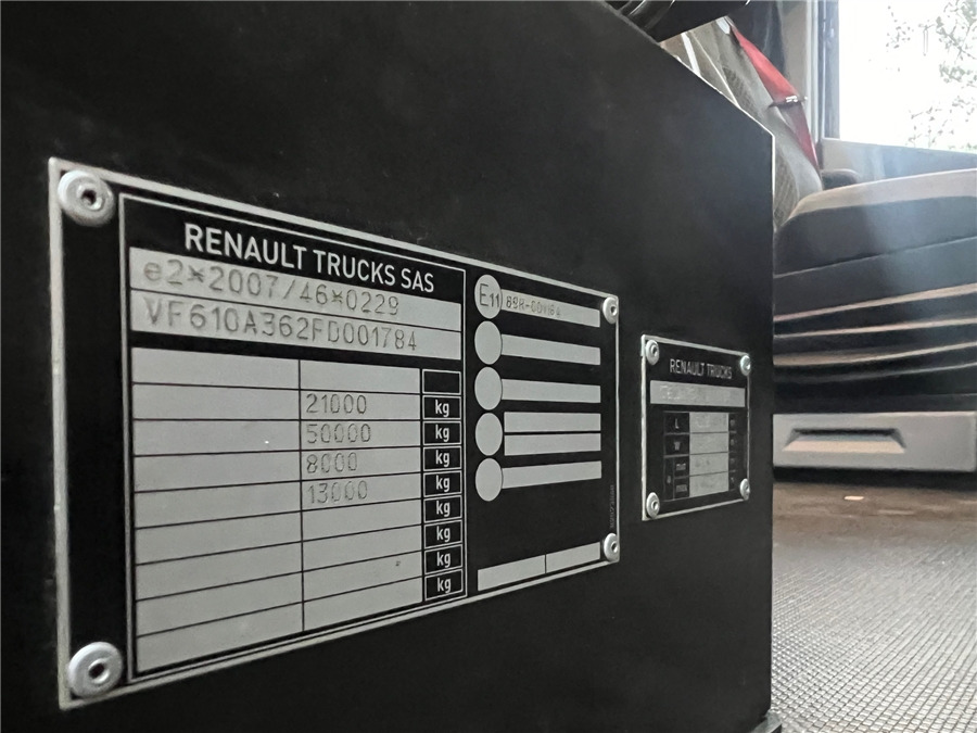 Trattore stradale Renault T 520 HIGHCAB: foto 19
