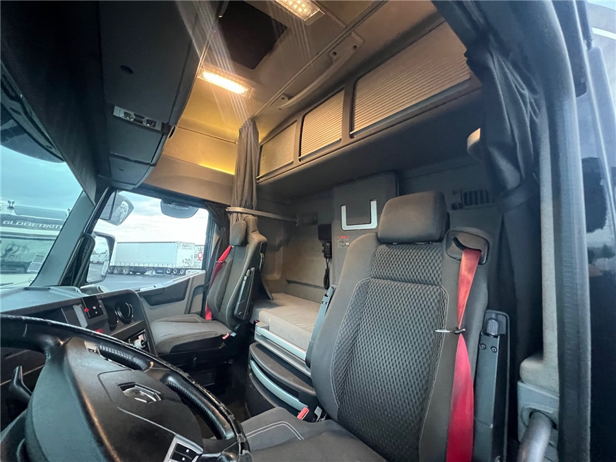 Trattore stradale Renault T 520 HIGHCAB: foto 12
