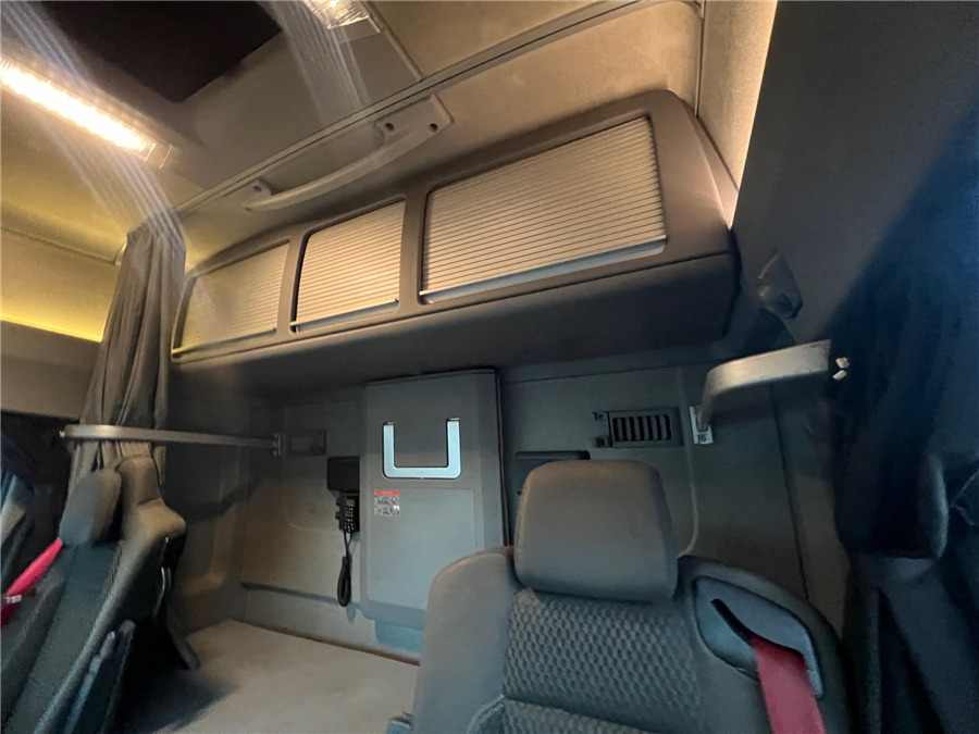 Trattore stradale Renault T 520 HIGHCAB: foto 13