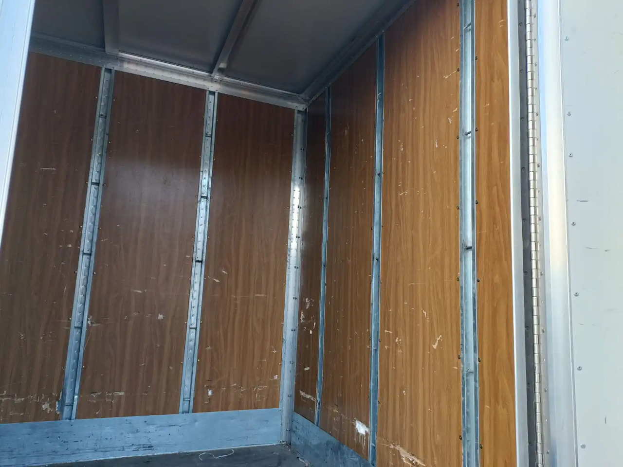 FURGONATO BOX - Cassa - furgone: foto 5 FURGONATO BOX - Cassa - furgone: foto 5