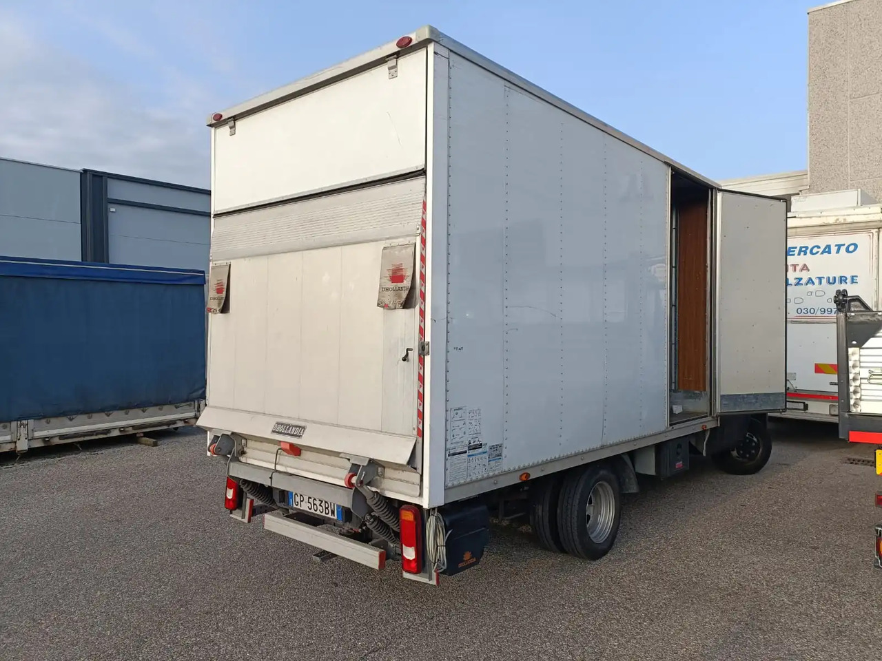 FURGONATO BOX - Cassa - furgone: foto 1 FURGONATO BOX - Cassa - furgone: foto 1