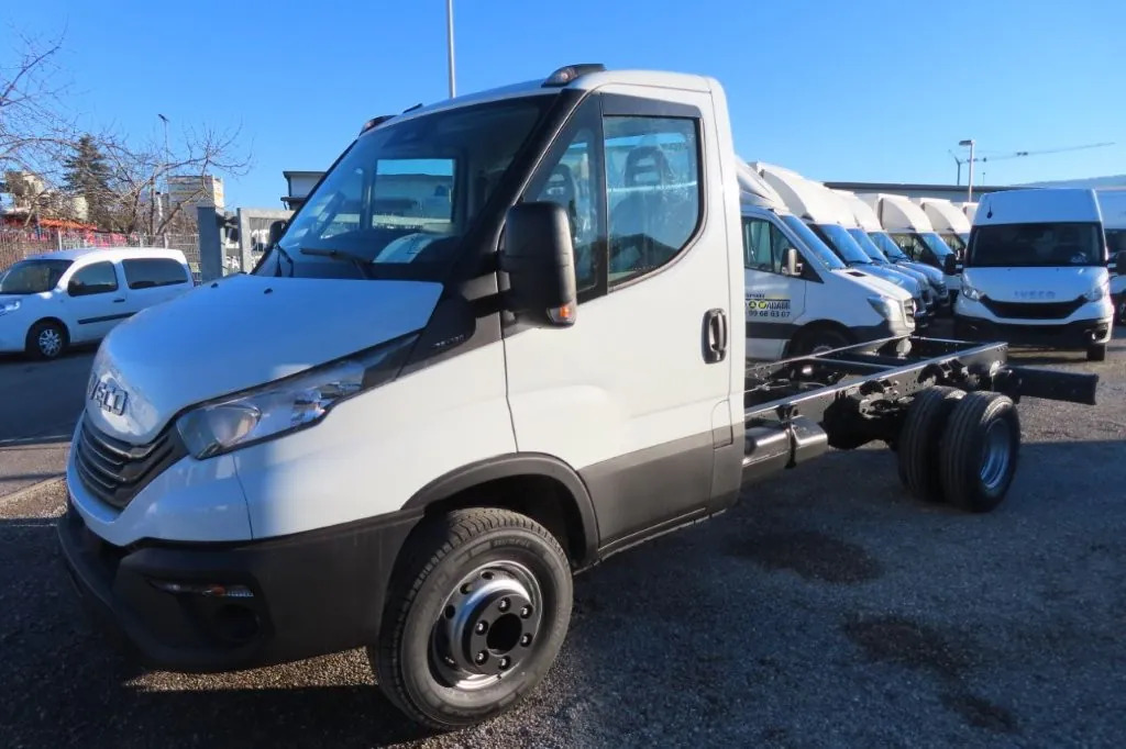 IVECO DAILY 72C18 - Furgone: foto 1 IVECO DAILY 72C18 - Furgone: foto 1