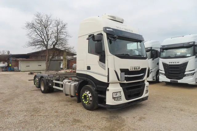 IVECO AS260S42 Y/FP - Autocarro telaio: foto 1 IVECO AS260S42 Y/FP - Autocarro telaio: foto 1