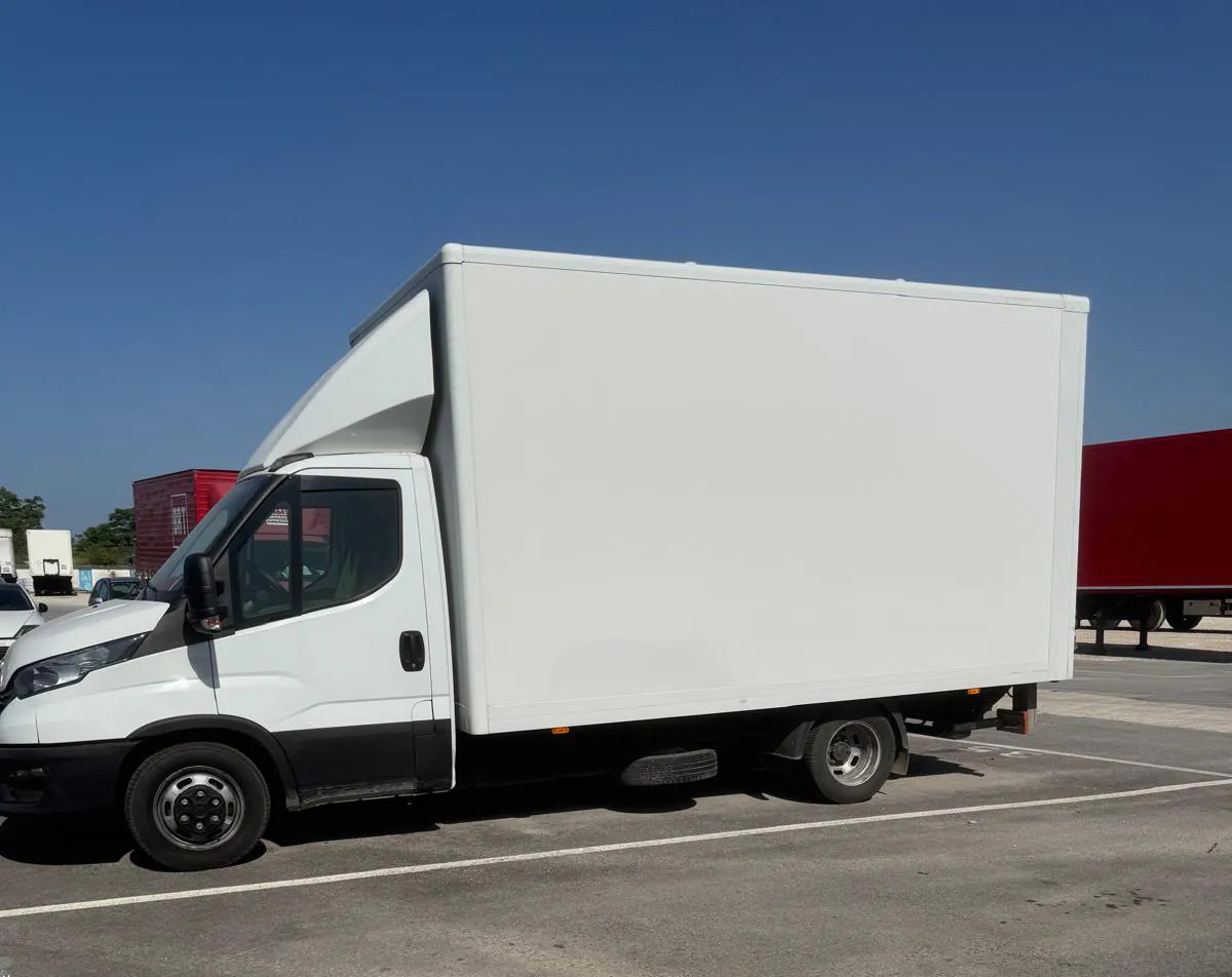 IVECO DAILY 35C14 - Furgone box: foto 1 IVECO DAILY 35C14 - Furgone box: foto 1