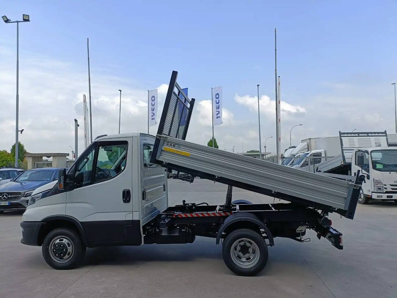 Leasing di  IVECO DAILY 35C16 3000 cc KM 0 IVECO DAILY 35C16 3000 cc KM 0: foto 8