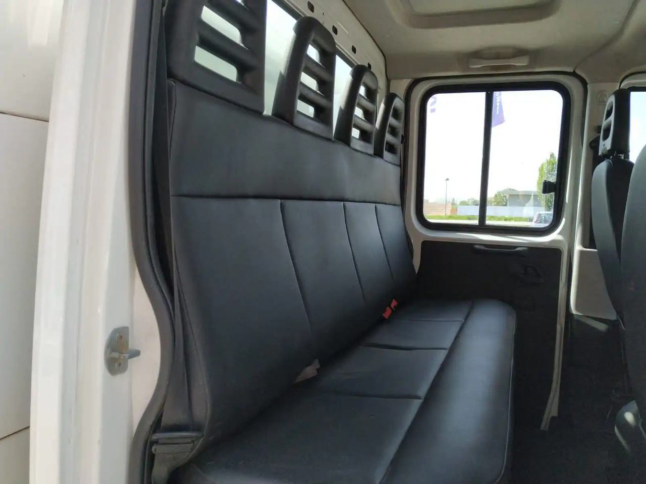 Furgone ribaltabile IVECO DAILY 35C16 6 POSTI 3000 CC: foto 15