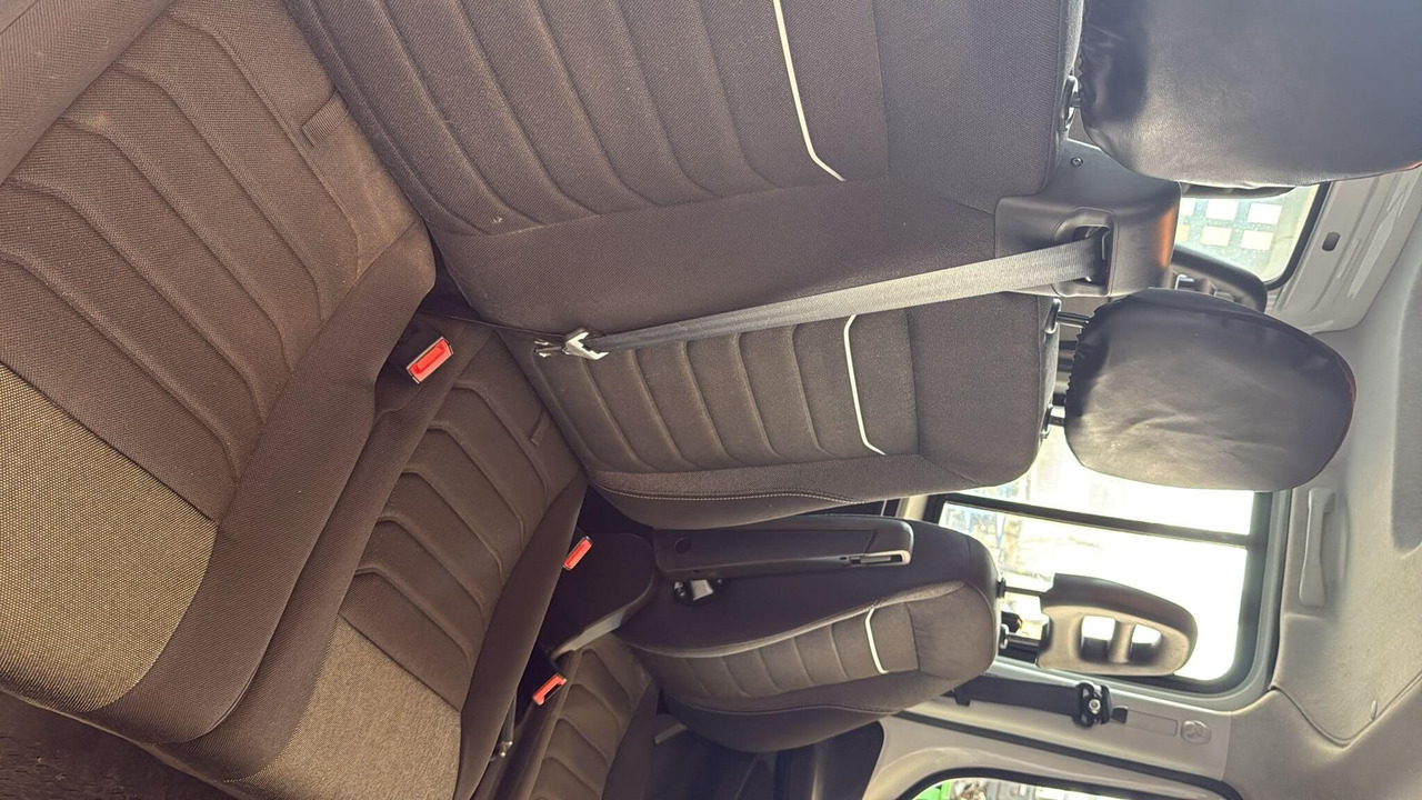 IVECO DAILY 35C16 DOPPIA CABINA RIBALTABILE TRILATERALE 3.0 - Furgone ribaltabile: foto 3 IVECO DAILY 35C16 DOPPIA CABINA RIBALTABILE TRILATERALE 3.0 - Furgone ribaltabile: foto 3