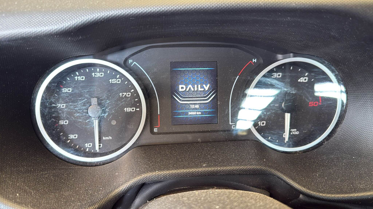 IVECO DAILY 35C16 DOPPIA CABINA RIBALTABILE TRILATERALE 3.0 - Furgone ribaltabile: foto 4 IVECO DAILY 35C16 DOPPIA CABINA RIBALTABILE TRILATERALE 3.0 - Furgone ribaltabile: foto 4