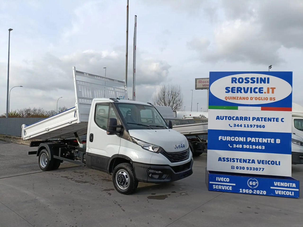 IVECO DAILY 35C16 MOD. 2025 RIBALTABILE TRILATERALE - Furgone ribaltabile: foto 1 IVECO DAILY 35C16 MOD. 2025 RIBALTABILE TRILATERALE - Furgone ribaltabile: foto 1