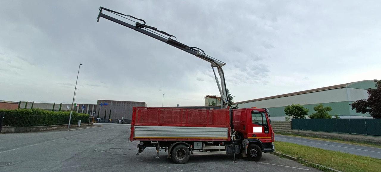 IVECO EUROCARGO 100E18 RIBALTABILE CON GRU - Autocarro ribaltabile: foto 1 IVECO EUROCARGO 100E18 RIBALTABILE CON GRU - Autocarro ribaltabile: foto 1
