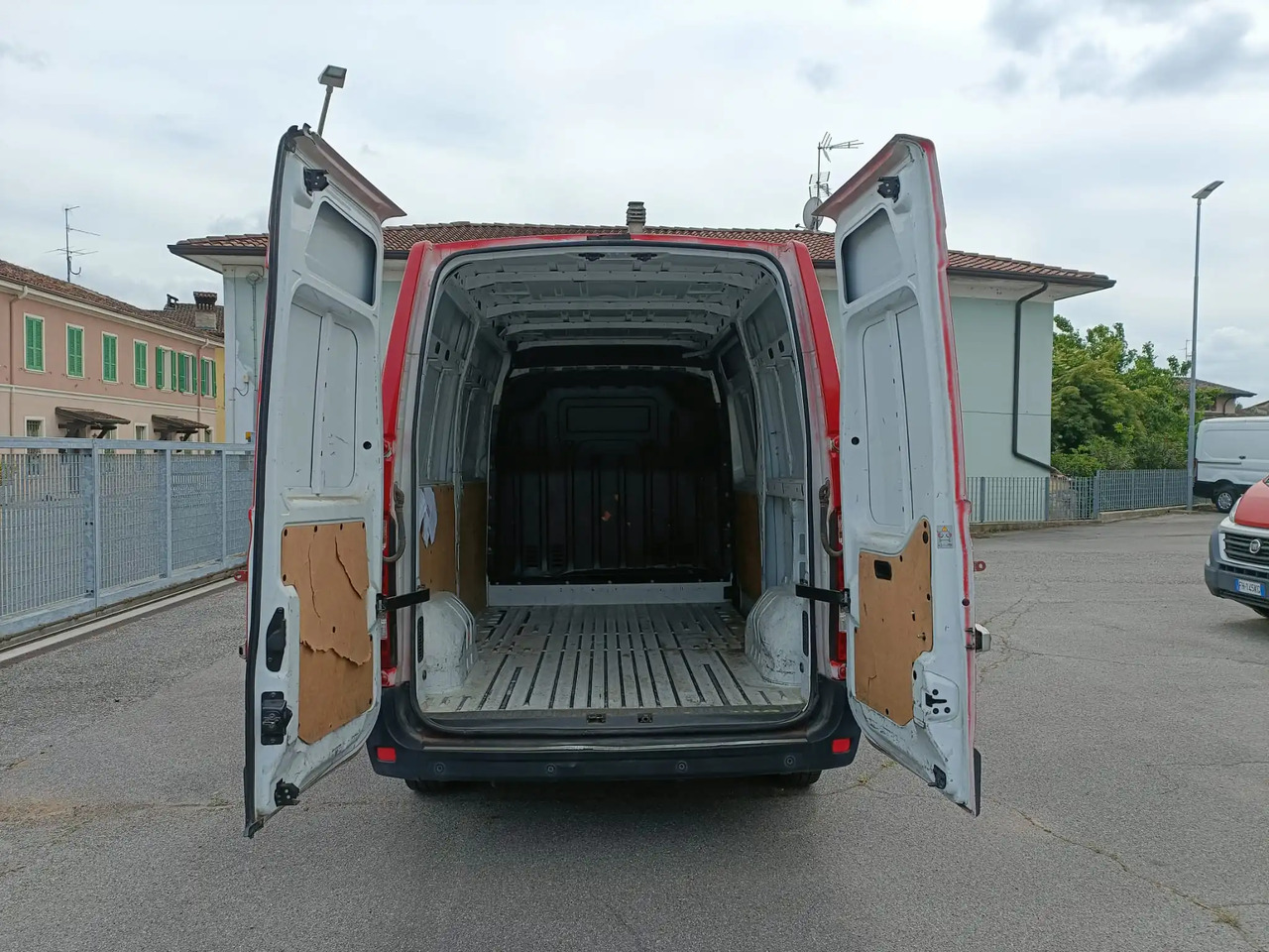 RENAULT MASTER MH2 - Furgone chiuso: foto 5 RENAULT MASTER MH2 - Furgone chiuso: foto 5