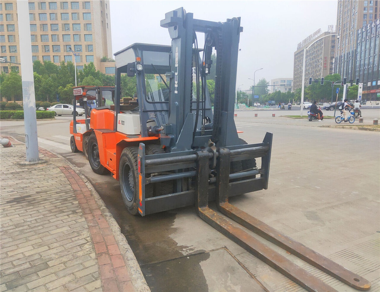 Heli k100 - Carrello elevatore diesel: foto 5 Heli k100 - Carrello elevatore diesel: foto 5