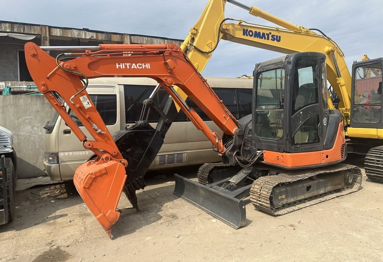 Hitachi ZX65 - Miniescavatore: foto 3 Hitachi ZX65 - Miniescavatore: foto 3